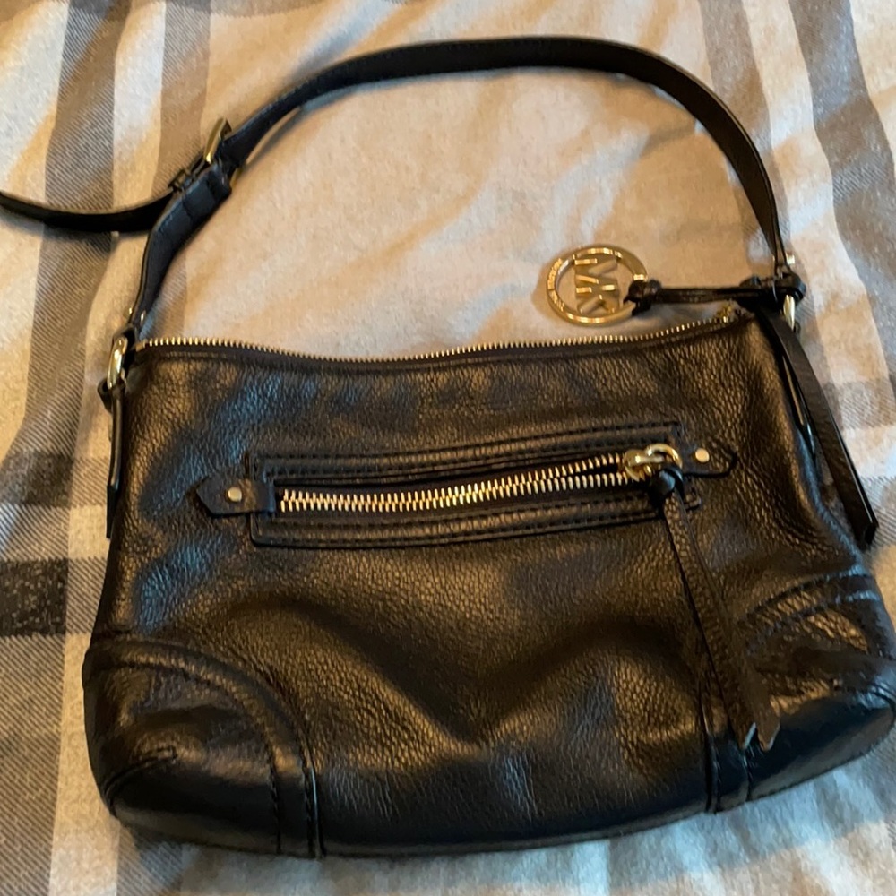 Michael Kors leather handbag used a few times